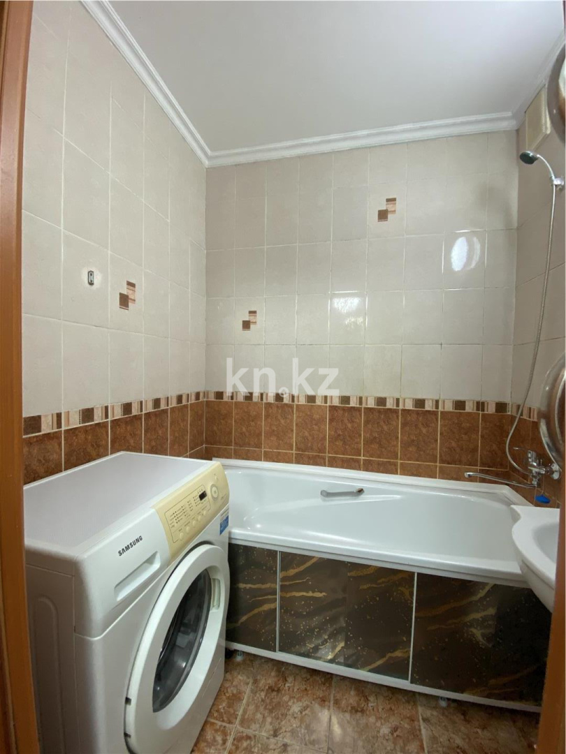 Продажа 3-комнатной квартиры, 61 м², мкр-н Степной-2, дом  4/4 в Караганде - фото 12