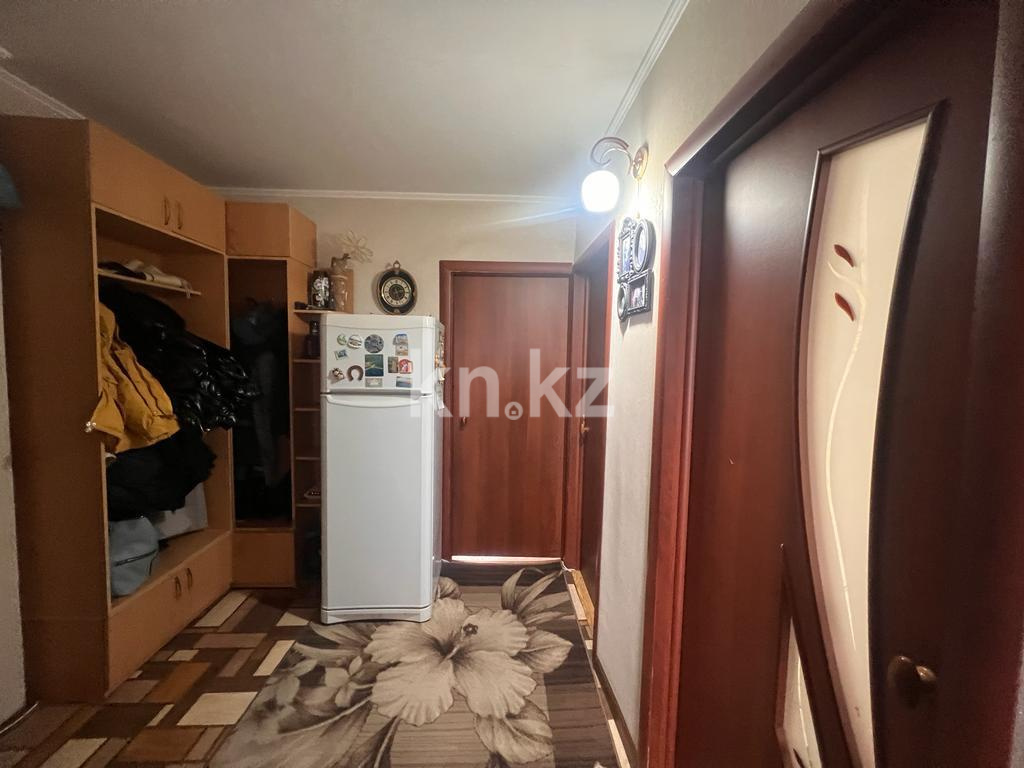 Продажа 3-комнатной квартиры, 60 м², мкр-н Восток-2, дом  11 - Продажа  трехкомнатных квартир в Караганде фото 9 из 15