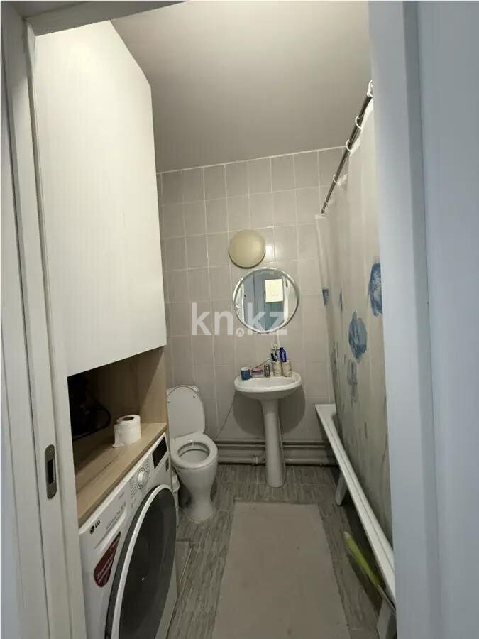 Продажа 2-комнатной квартиры, 55.9 м² в Алматы - фото 4