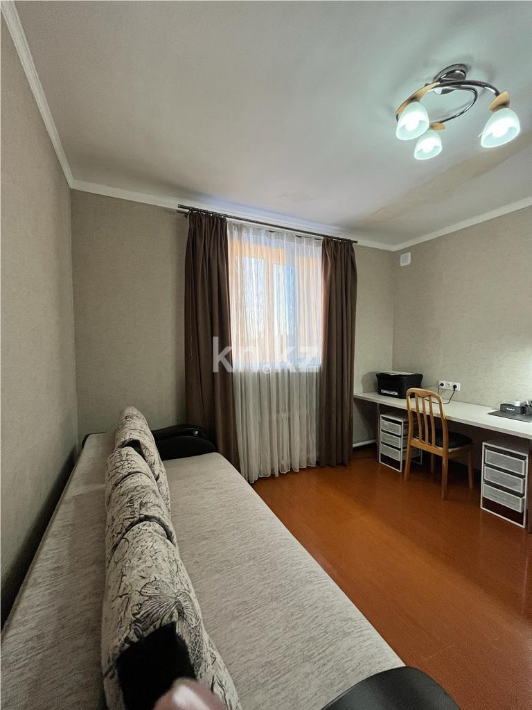 Продажа 5-комнатного дома, 210 м², ул. Мынбаева, дом  106 - Продажа квартир в Караганде фото 8 из 25