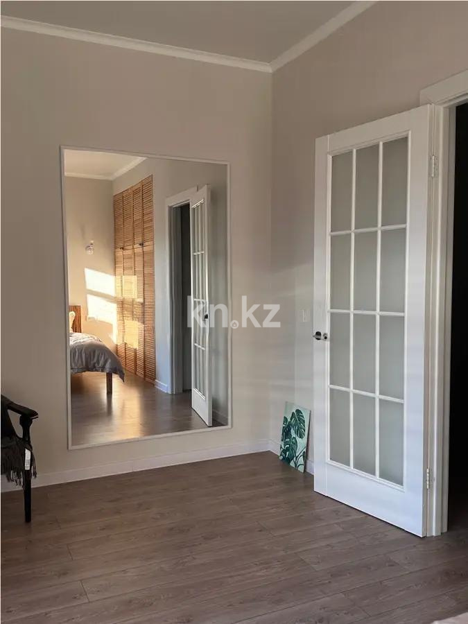 Продажа 3-комнатной квартиры, 101 м², ул. Назира Турекулова, дом  61/39 в Караганде - фото 2