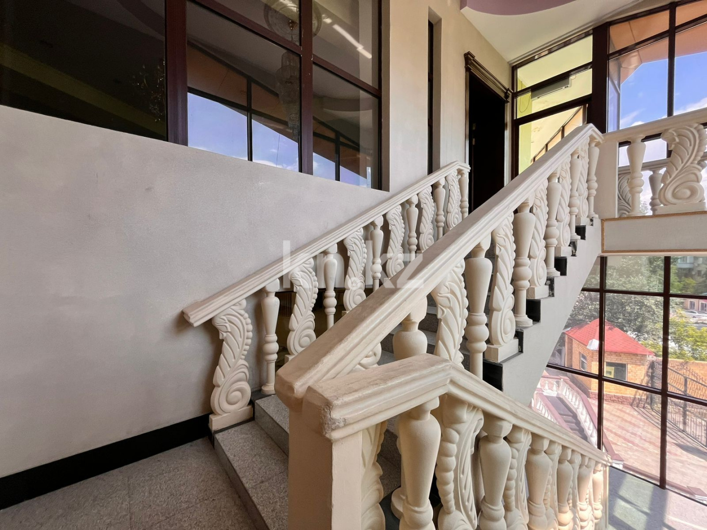 Аренда , ул. Алиханова - Аренда офисных и торговых помещений в Караганде с фото фото 7 из 7