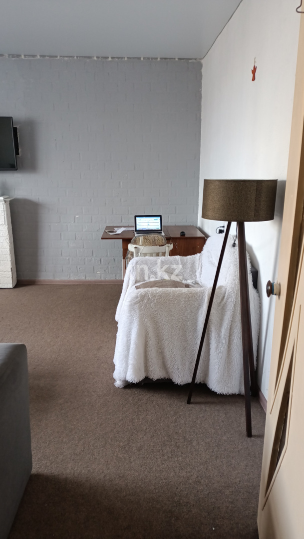 Продажа 3-комнатной квартиры, 64 м² - Продажа  трехкомнатных квартир в Караганде на Юго-Востоке фото 5 из 5