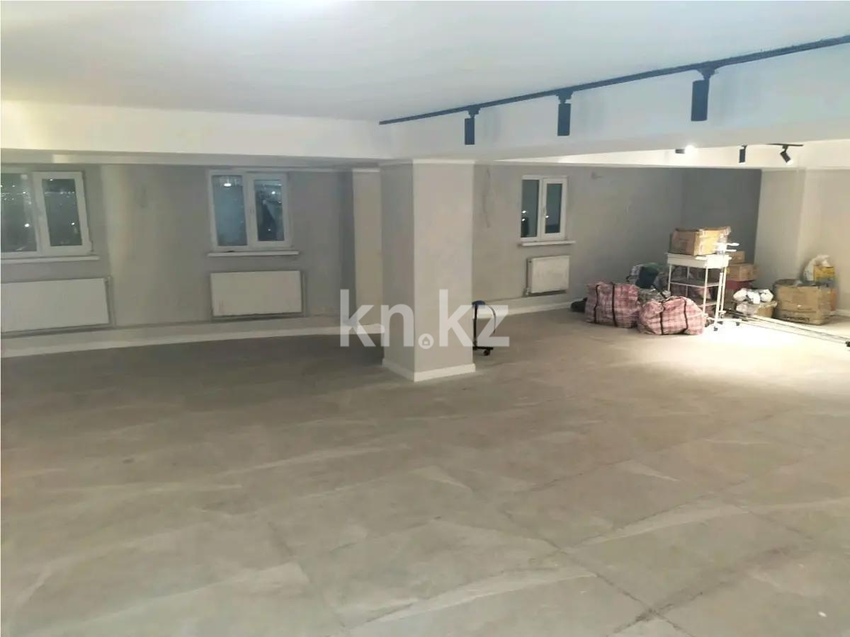 Продажа 4-комнатной квартиры, 105 м², пр. Кабанбай батыра, дом  6/6 - Продажа  четырехкомнатных квартир в Астане без посредников фото 1 из 4
