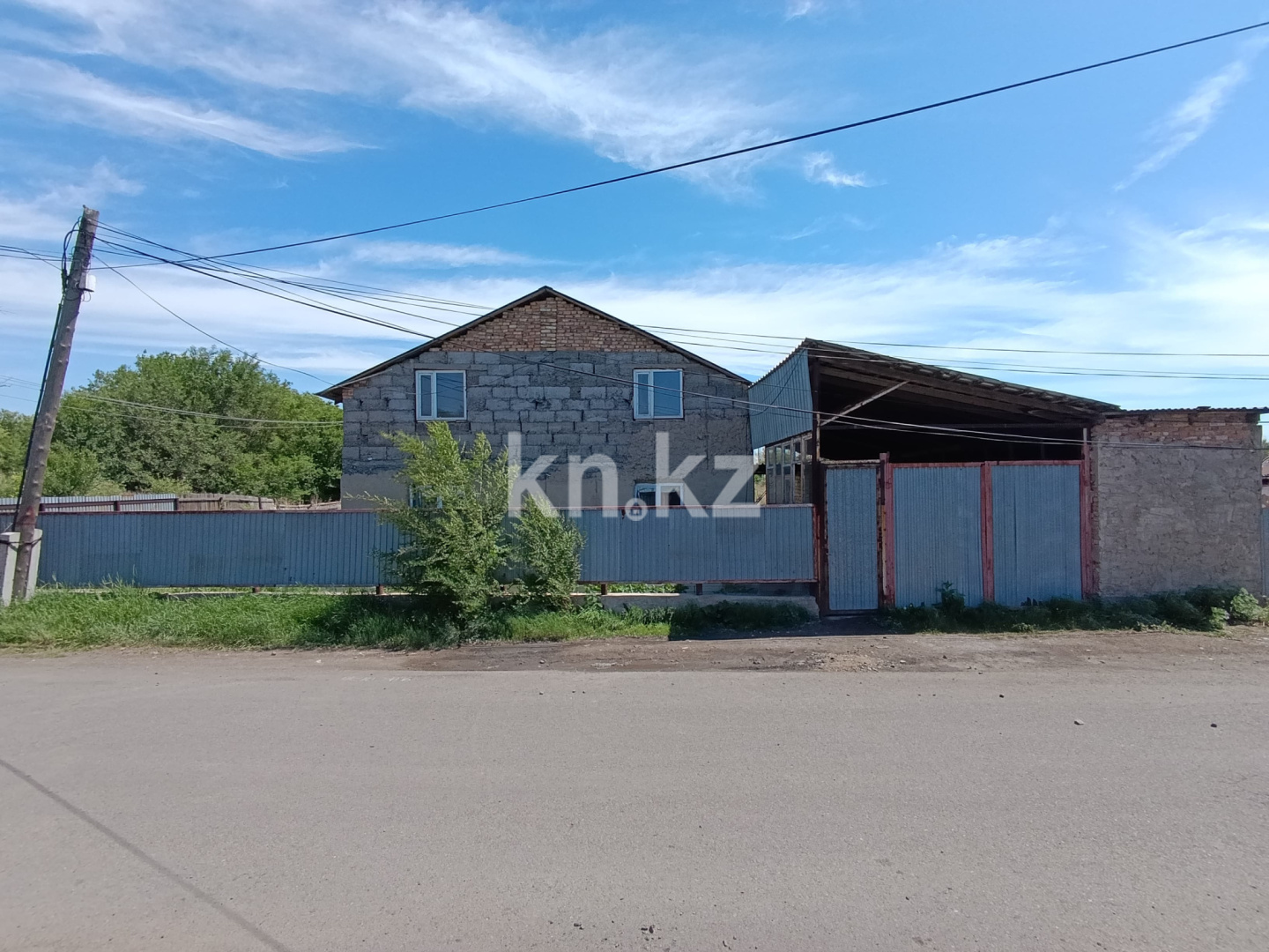 Продажа 2-комнатного дома, 80 м², ул. Маметовой, дом  54 - Продажа домов, коттеджей в Казахстане фото 1 из 9