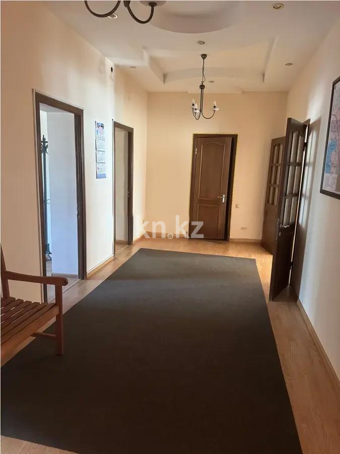 Продажа 6-комнатной квартиры, 255.7 м², пр. Кабанбай батыра, дом  16 - Продажа  пятикомнатных квартир в Астане без посредников с фото фото 3 из 3