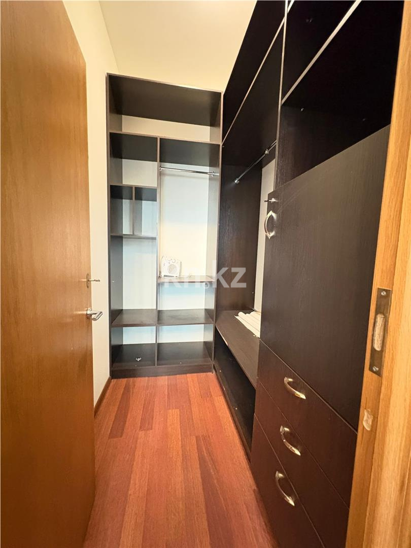 Продажа 3-комнатной квартиры, 132.7 м² в Астане - фото 3