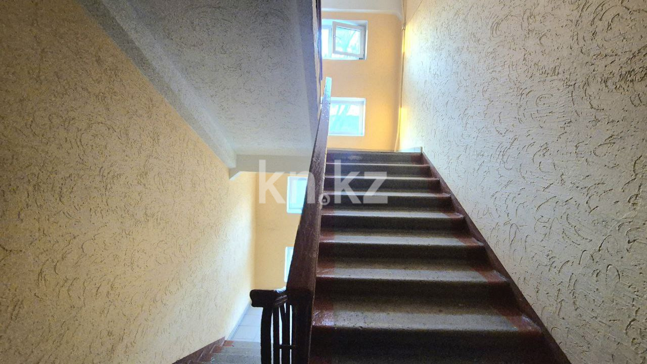 Продажа 3-комнатной квартиры, 57.5 м², 2 мкр., дом  36 - Продажа квартир в Алматы с фото фото 18 из 19