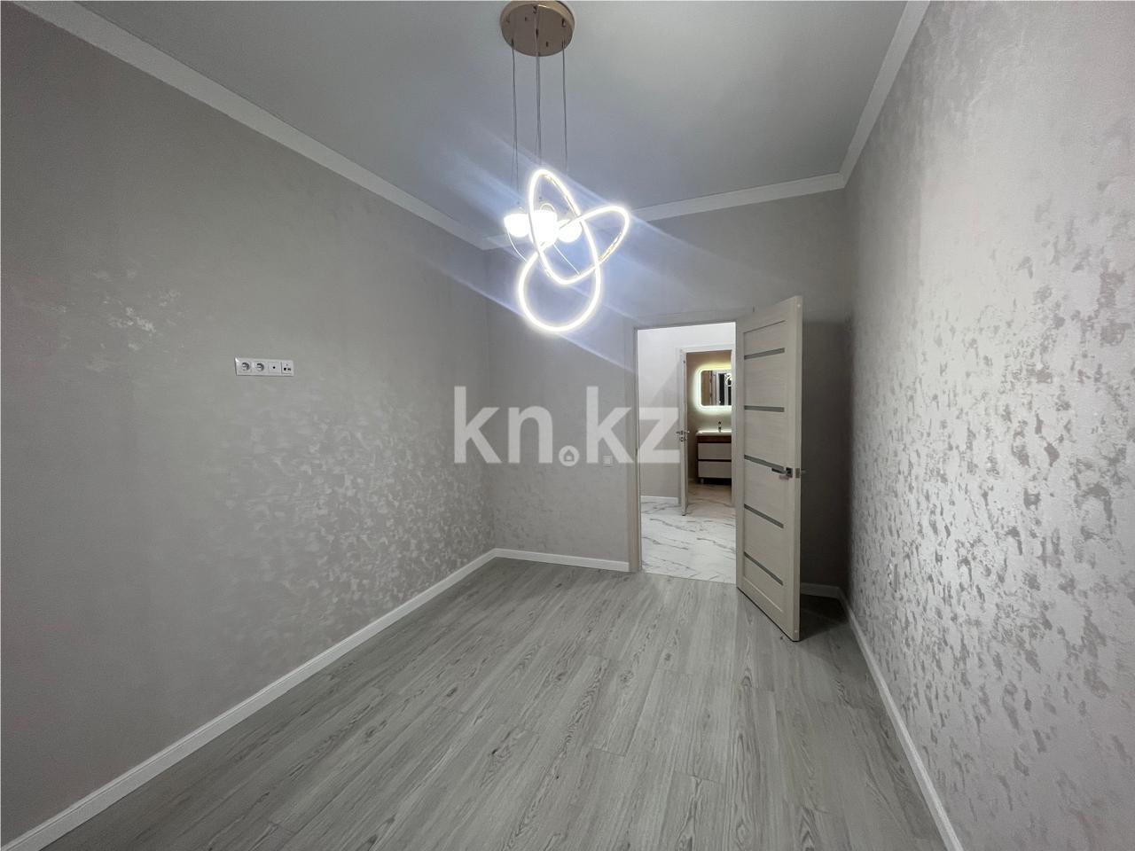 Продажа 2-комнатной квартиры, 58 м², пр. Шахтеров, дом  20/4 - Продажа квартир в Караганде фото 6 из 15