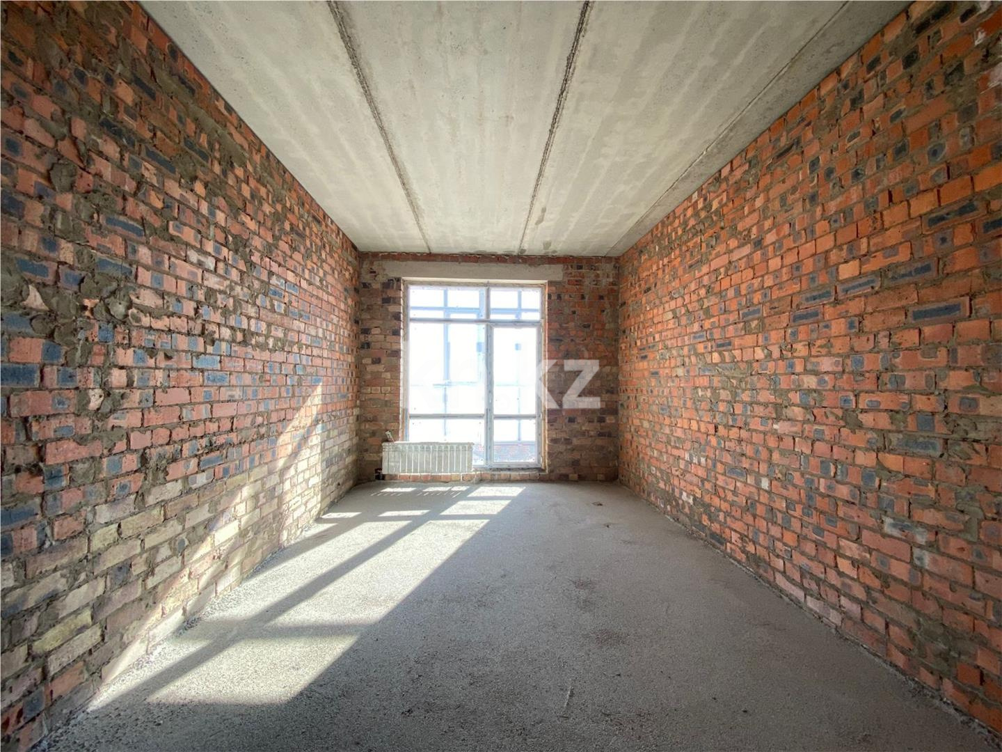 Продажа 2-комнатной квартиры, 67 м², ул. Муканова, дом  41/23 - Продажа  двухкомнатных квартир в Караганде фото 1 из 18