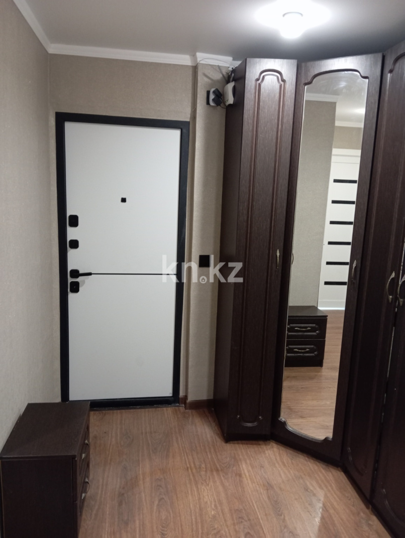 Продажа 3-комнатной квартиры, 61.5 м² - Продажа трехкомнатных квартир от собственников в Караганде - страница 3 фото 1 из 13