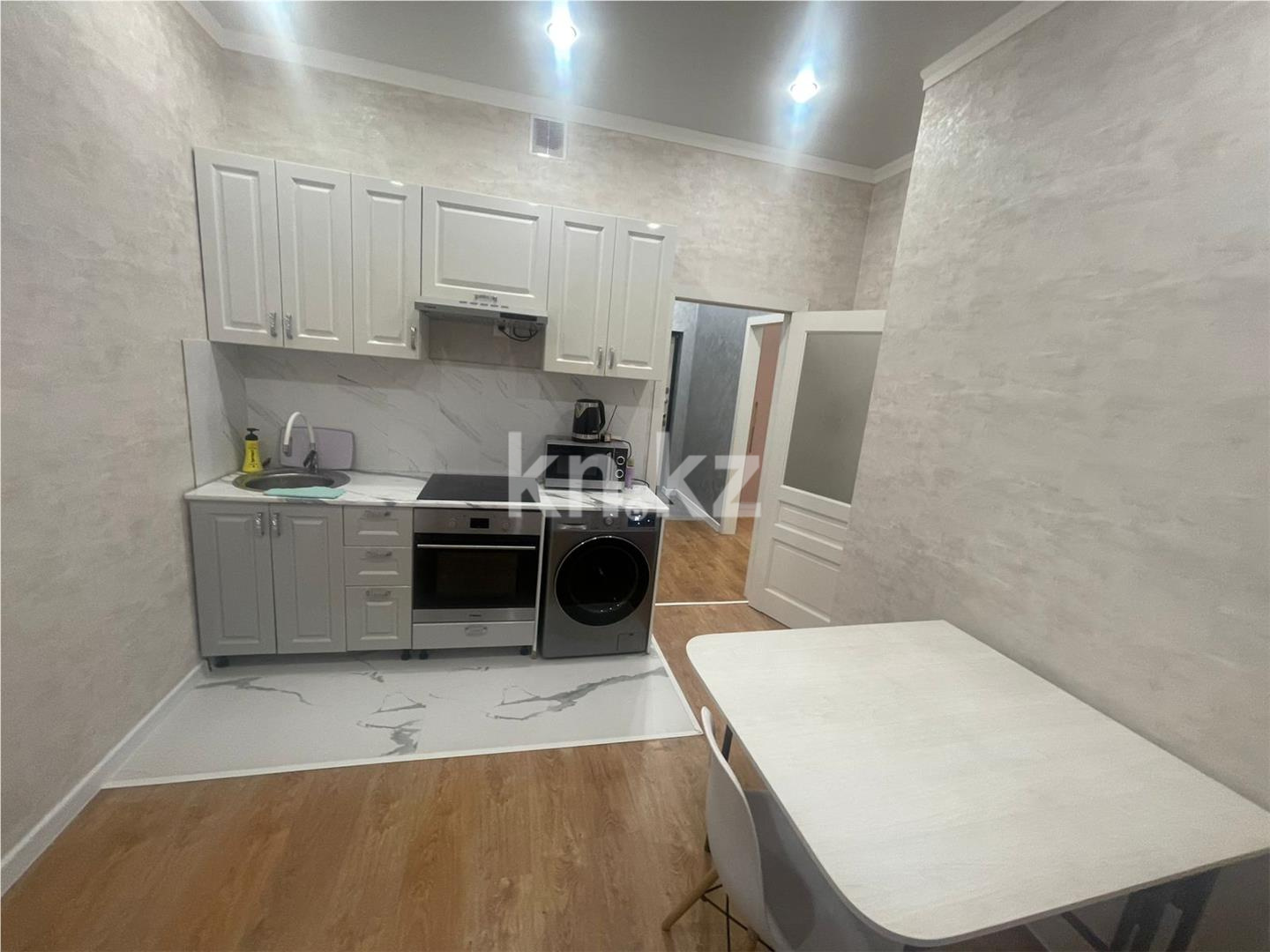 Продажа 1-комнатной квартиры, 41 м², ул. Ашимова, дом  21 блок А - Продажа  однокомнатных квартир в Караганде фото 5 из 8