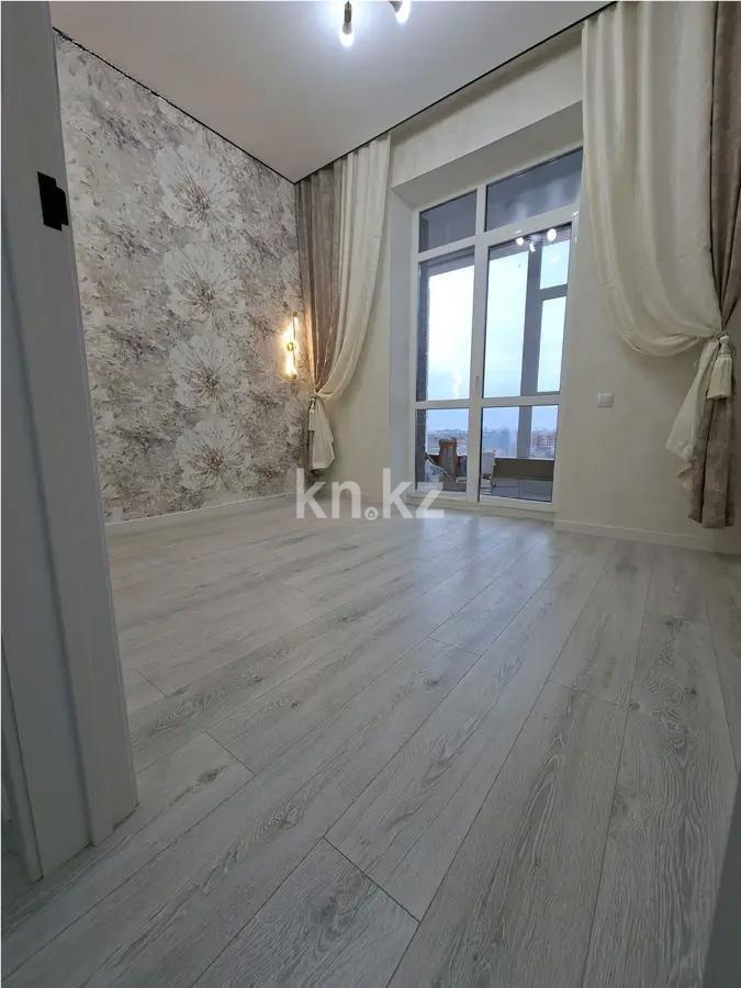 Продажа 2-комнатной квартиры, 42 м², ул. Байтурсынова, дом  67 в Астане - фото 2