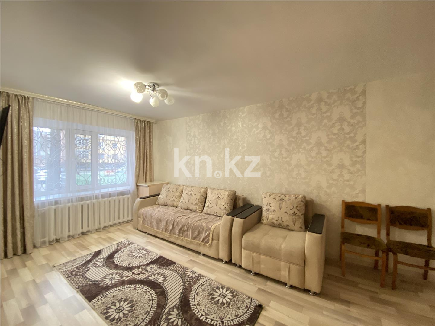 Продажа 1-комнатной квартиры, 37 м², пр. Тауелсыздык в Астане