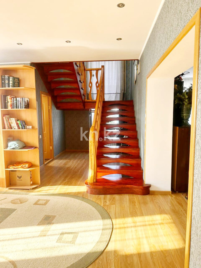 Продажа 4-комнатного дома, 205 м² - Аренда квартир помесячно в Костанае фото 12 из 18