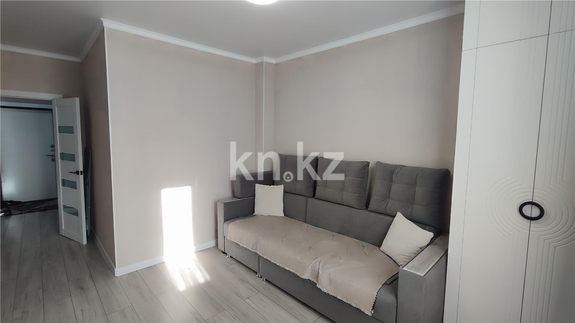 Продажа 1-комнатной квартиры, 41 м², мкр-н Мамраева (Восток-5) - Продажа квартир в Караганде фото 2 из 13