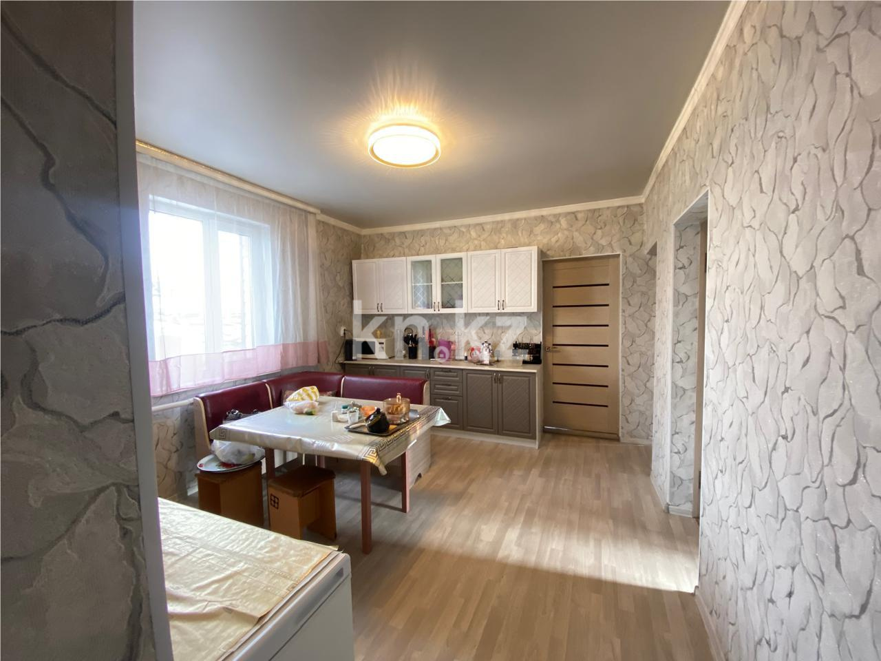 Продажа 3-комнатного дома, 76.3 м² - Продажа домов, коттеджей в Караганде - страница 4 фото 11 из 23