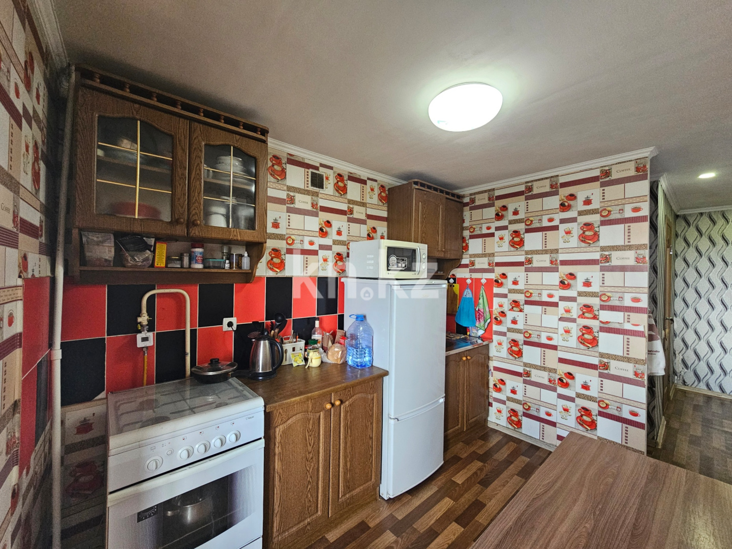 Продажа 1-комнатной квартиры, 36.6 м² - Продажа квартир в Городе Караганды - страница 2 фото 2 из 9