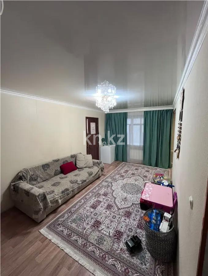 Продажа 3-комнатной квартиры, 42 м², мкр-н 12, дом  6 - Продажа  трехкомнатных квартир в Караганде без посредников с фото фото 1 из 6