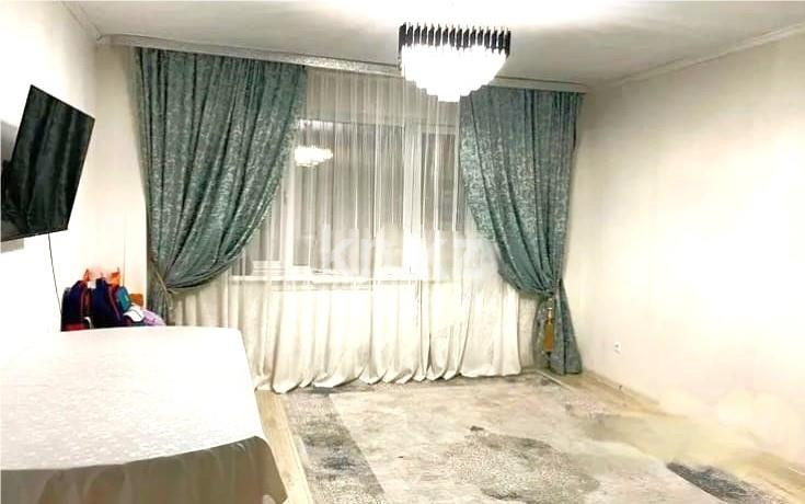 Продажа 2-комнатной квартиры, 70 м², ул. Момышулы - Продажа  двухкомнатных квартир в Караганде фото 1 из 9