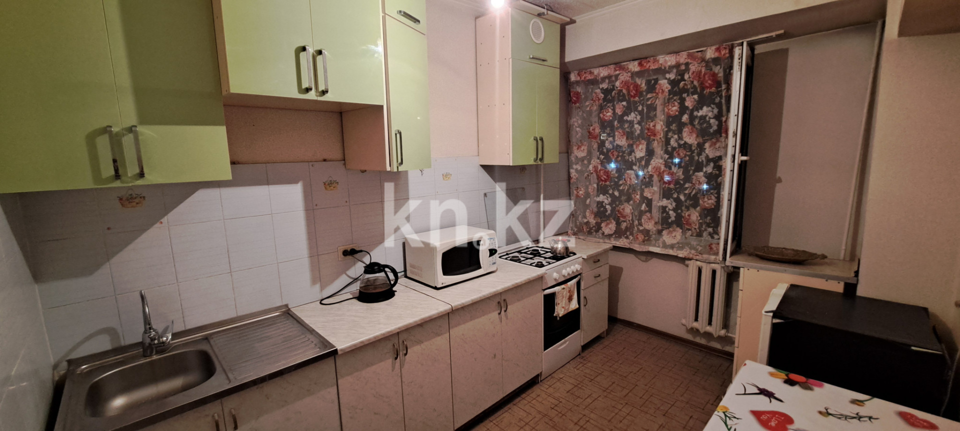 Аренда 1-комнатной квартиры посуточно, 42 м², ул. Жамбыла, дом  231 - ул. Розыбакиева - Аренда  однокомнатных квартир посуточно в Алматы фото 4 из 6