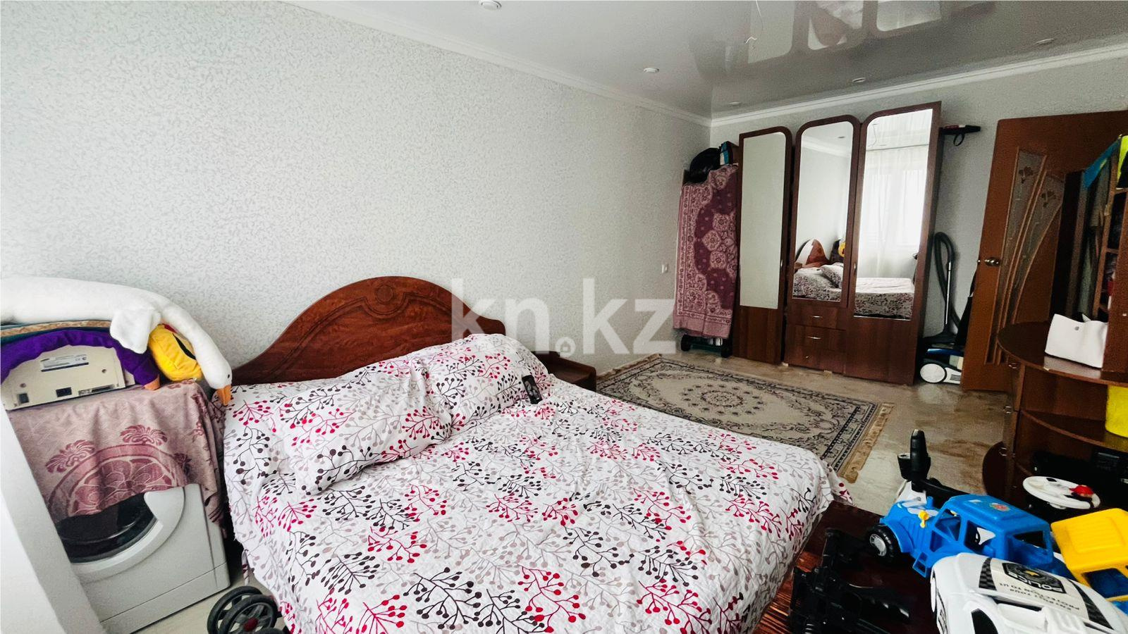 Продажа 3-комнатной квартиры, 62 м², мкр-н 11а в Караганде - фото 5