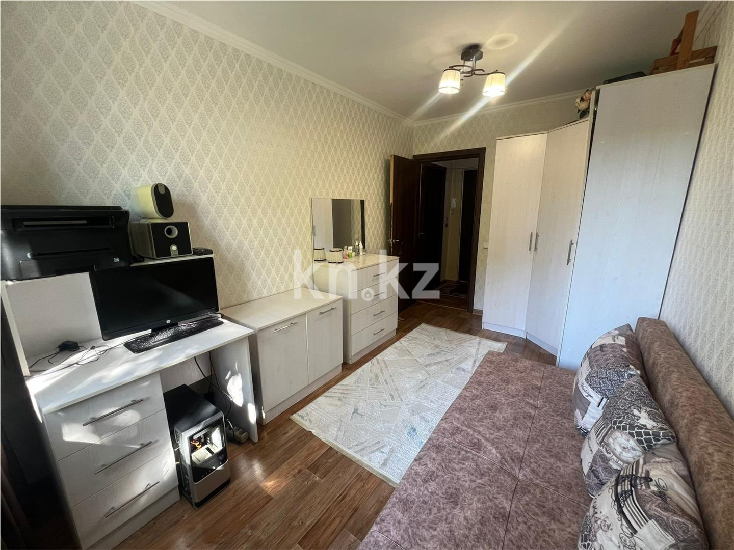 Продажа 4-комнатной квартиры, 74 м², 1 кв-л - Продажа квартир в Караганде фото 9 из 21