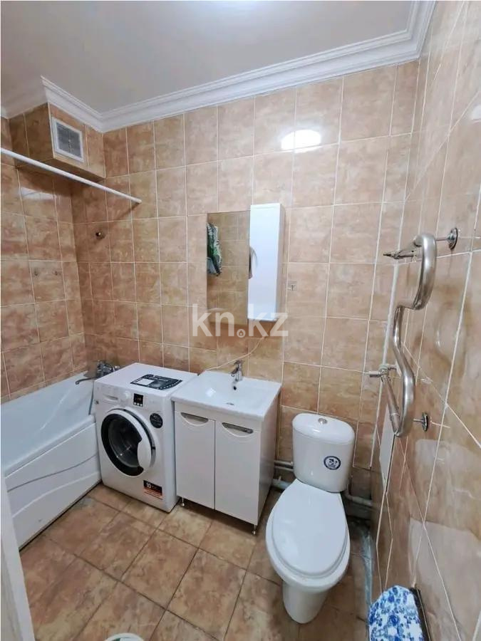 Продажа 1-комнатной квартиры, 40 м², мкр-н Нуркент, дом  34 в Алматы - фото 3