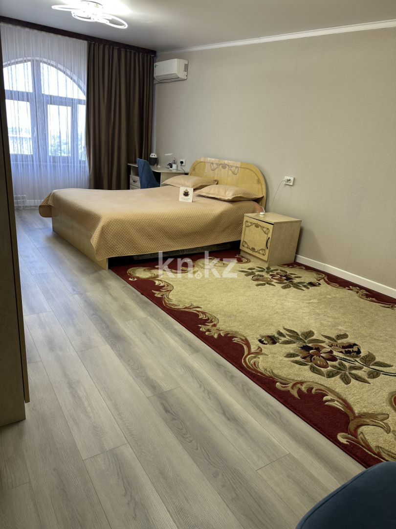 Продажа 2-комнатной квартиры, 55 м², ул. Чайковского - Продажа  двухкомнатных квартир в Алматы с фото фото 1 из 8