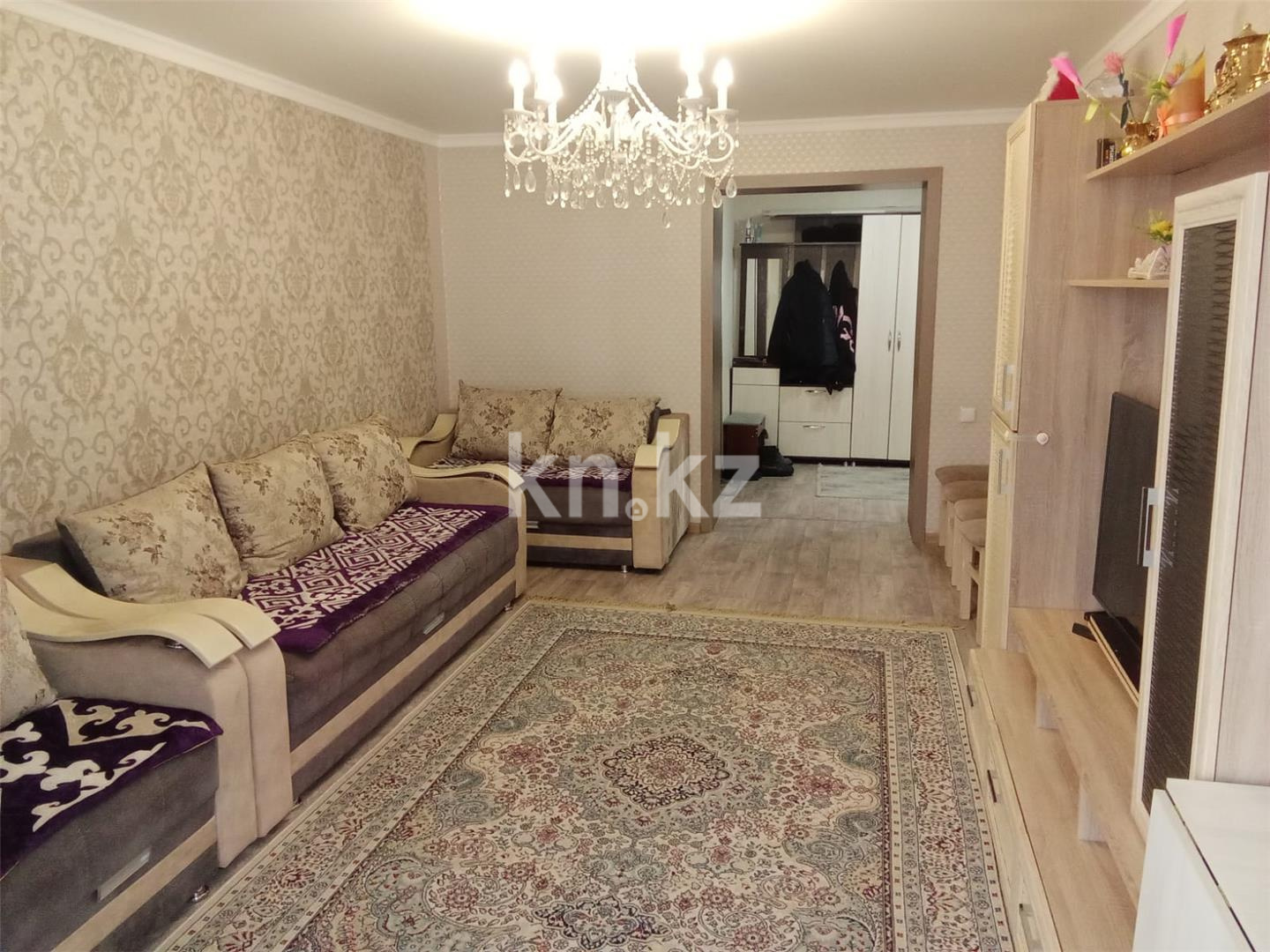 Продажа 4-комнатной квартиры, 90 м², мкр-н Восток-3 - Продажа  четырехкомнатных квартир в Караганде с фото фото 1 из 19