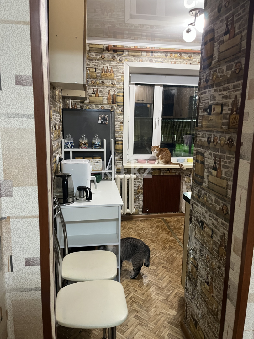 Продажа 3-комнатной квартиры, 52.6 м², мкр-н 21, дом  1 в Караганде - фото 17