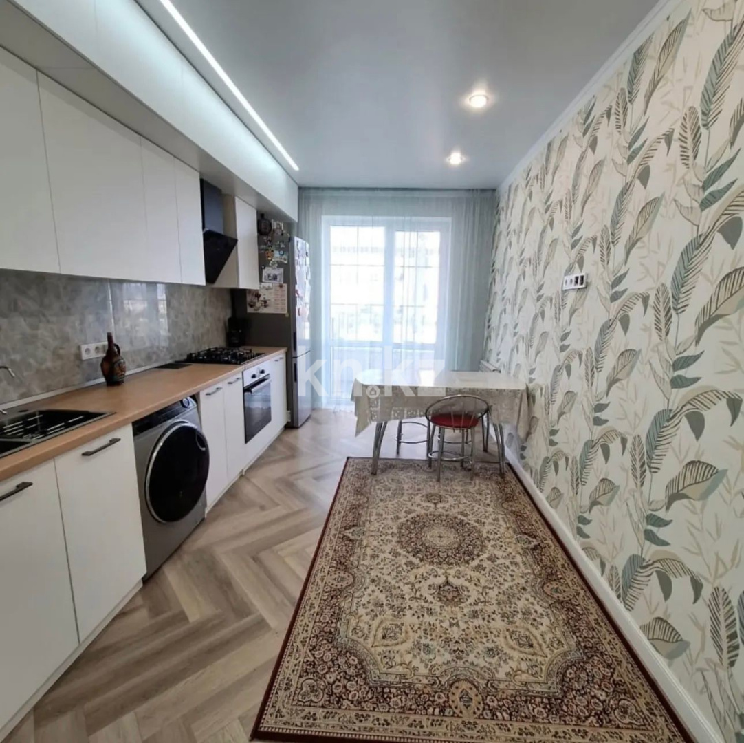Продажа 3-комнатной квартиры, 95 м² - Продажа жилой и коммерческой недвижимости в Уральске фото 5 из 14