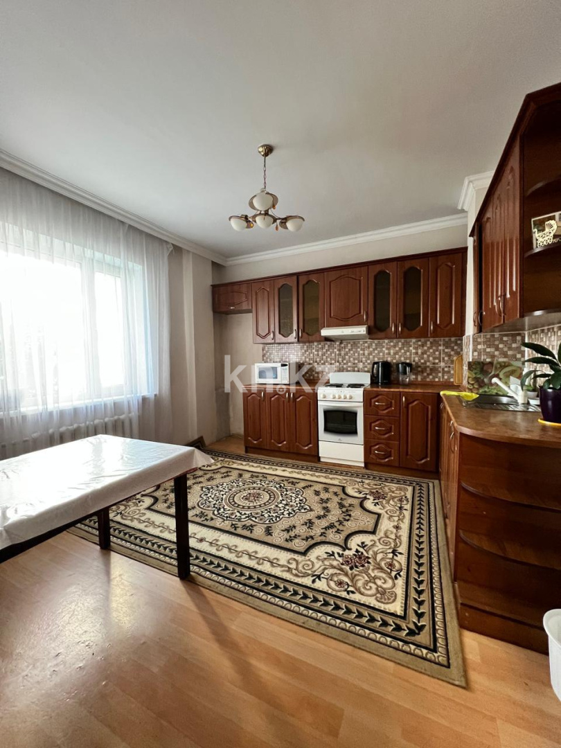 Продажа 3-комнатной квартиры, 86 м², пр. Шахтеров, дом  74 - Продажа квартир в Караганде фото 1 из 6
