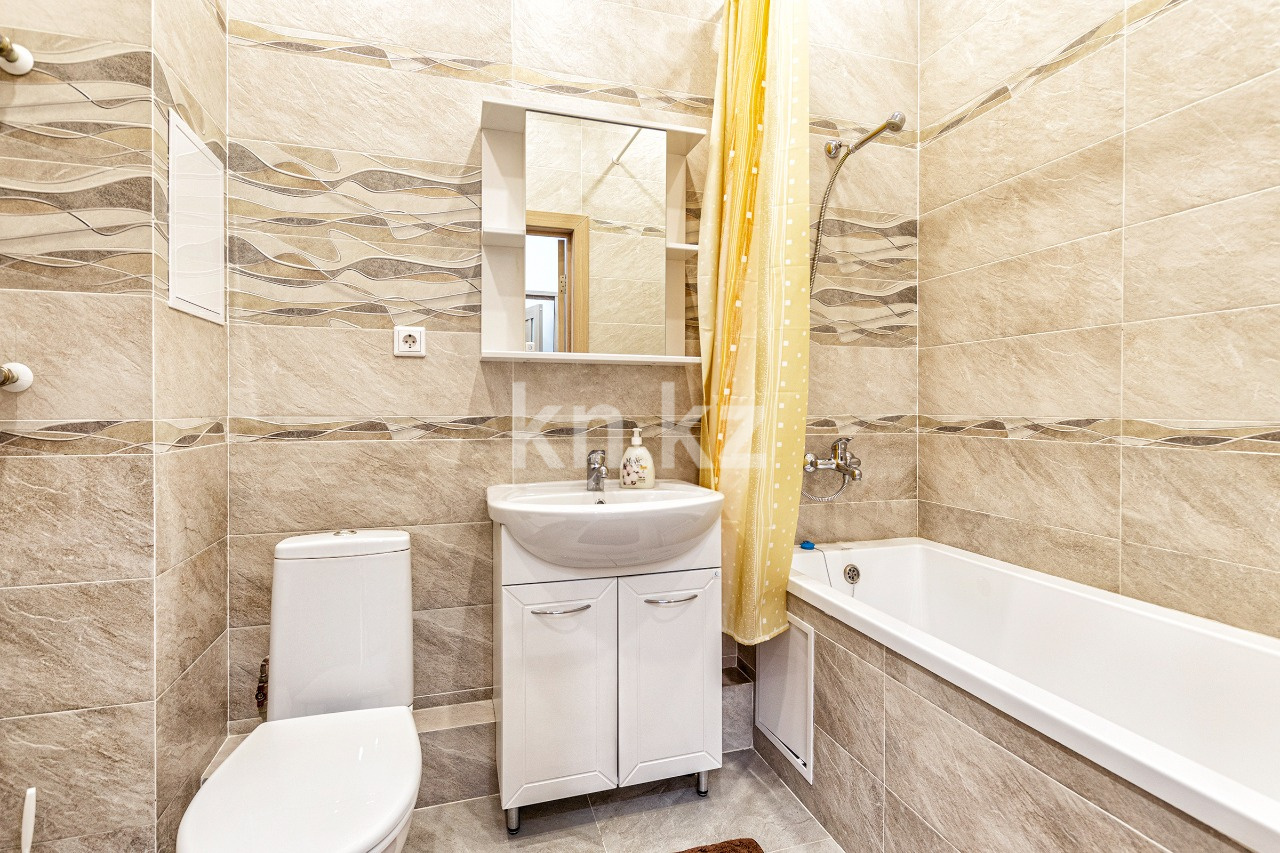 Аренда 1-комнатной квартиры посуточно, 40 м², ул. Анет баба, дом  11 - ул. Мухамедханова в Астане - фото 9