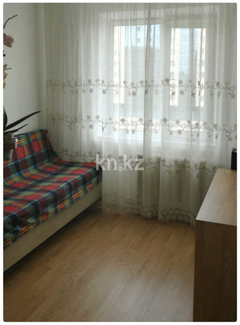 Продажа 4-комнатной квартиры, 80 м² в Караганде