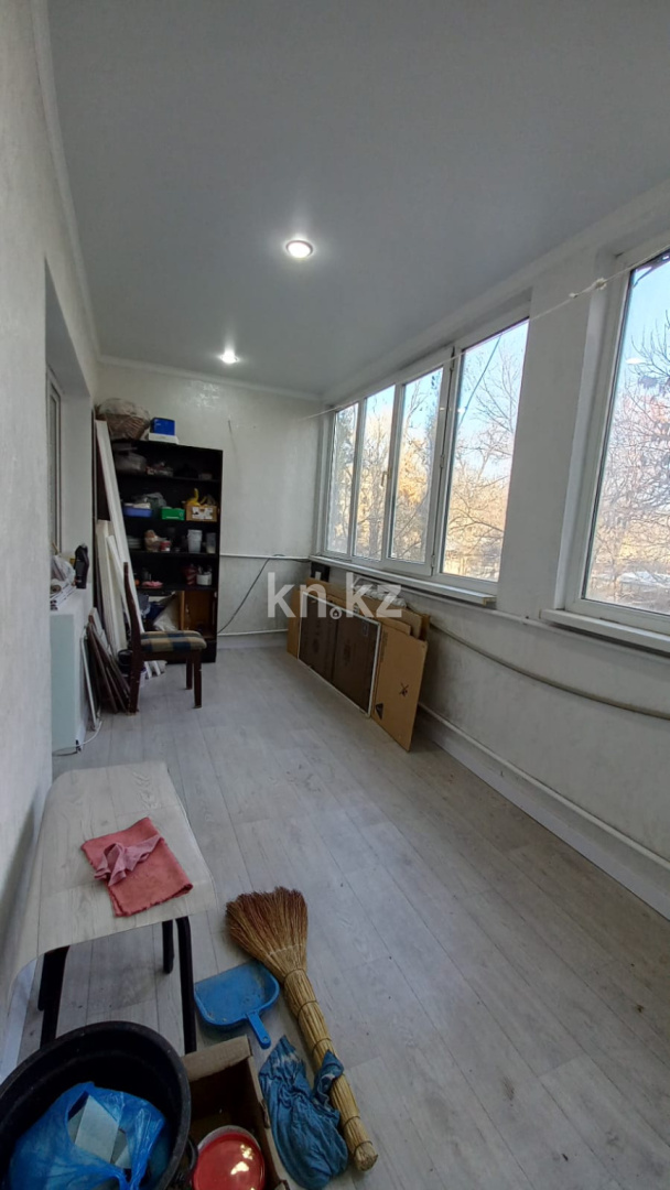 Продажа 3-комнатной квартиры, 59 м², Айтиева, дом  1 - Продажа квартир в Таразе фото 1 из 8