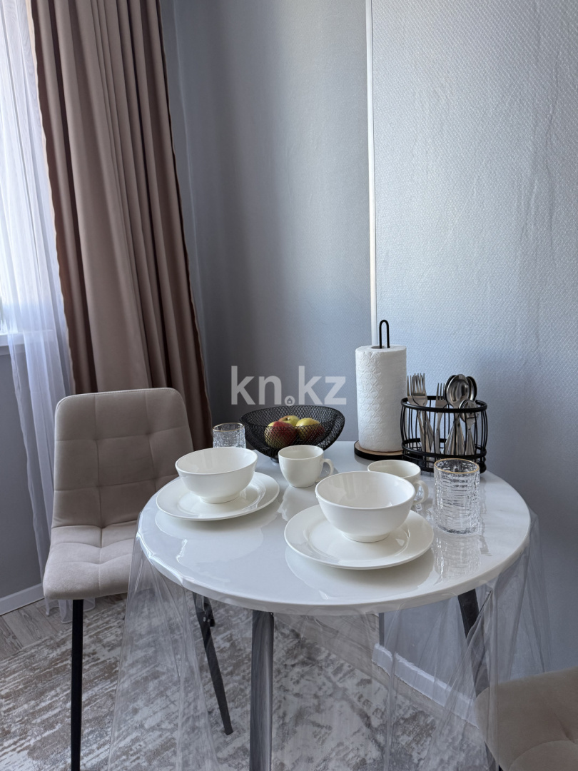 Аренда 1-комнатной квартиры посуточно, 32 м², ул. Керей, Жанибек хандар, дом  9 - пр. Кабанбай батыра - Аренда квартир посуточно в Астане без посредников фото 16 из 25