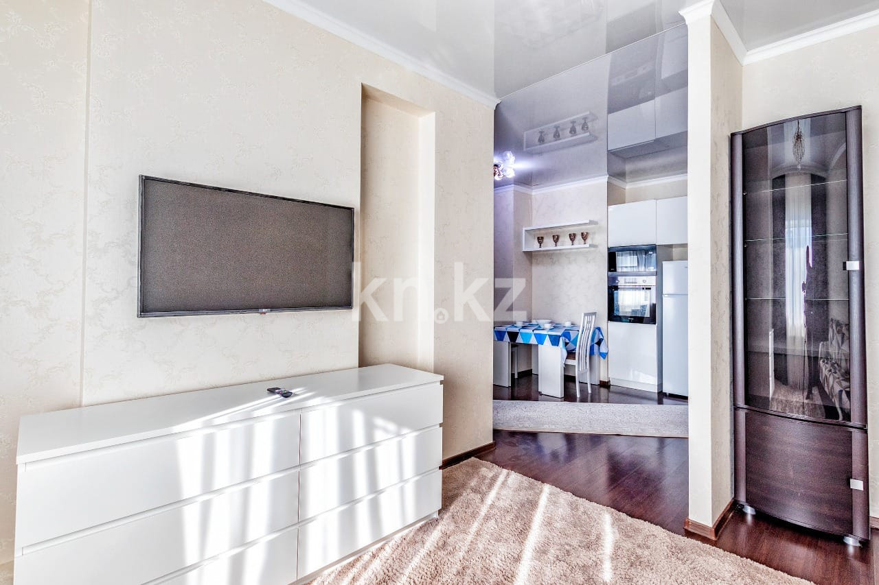 Аренда 2-комнатной квартиры посуточно, 60 м², ул. Достык, дом  5 - ул. Сауран в Астане - фото 3