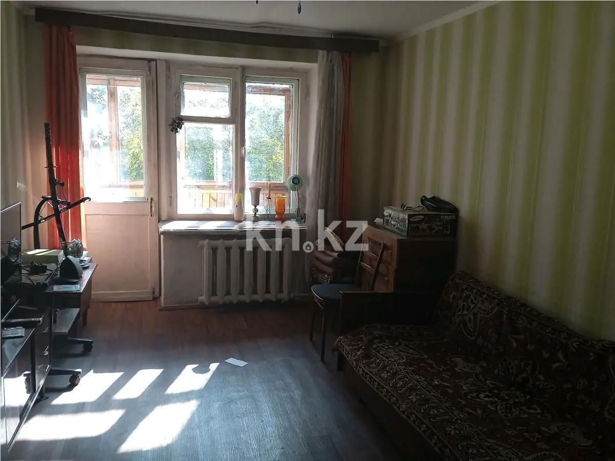 Продажа 3-комнатной квартиры, 60 м² - Продажа  трехкомнатных квартир в Караганде без посредников фото 1 из 3