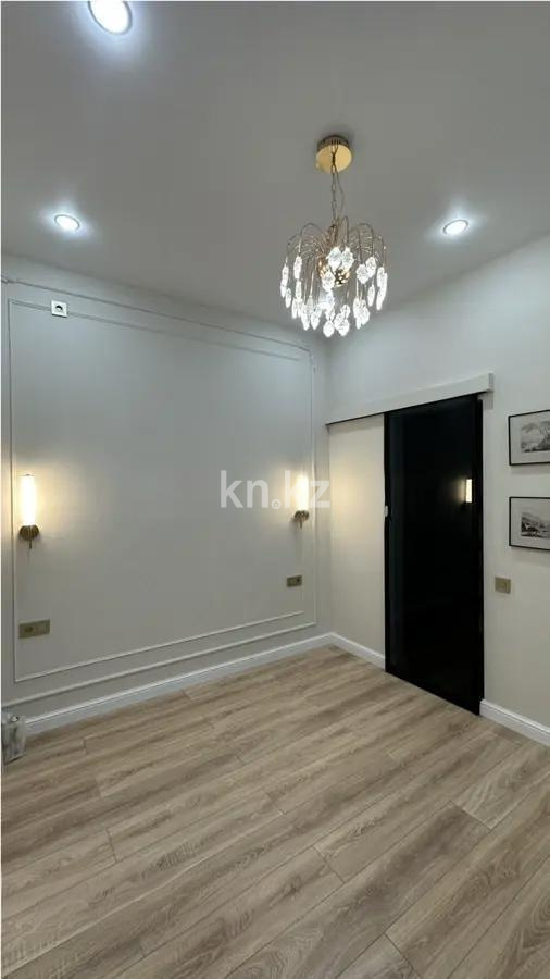 Продажа 2-комнатной квартиры, 40 м², пр. Тауелсыздык, дом  25/2 в Астане - фото 2