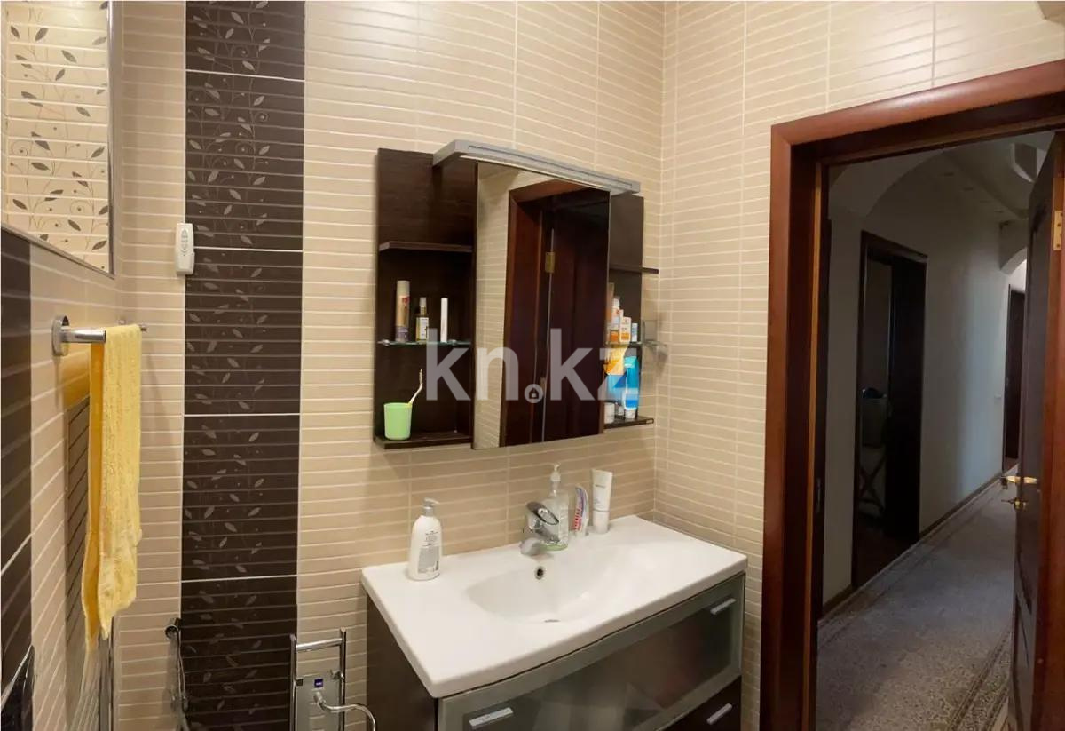 Продажа 5-комнатной квартиры, 130 м², ул. Курмангазы, дом  32 - Продажа квартир в Алматы фото 10 из 12