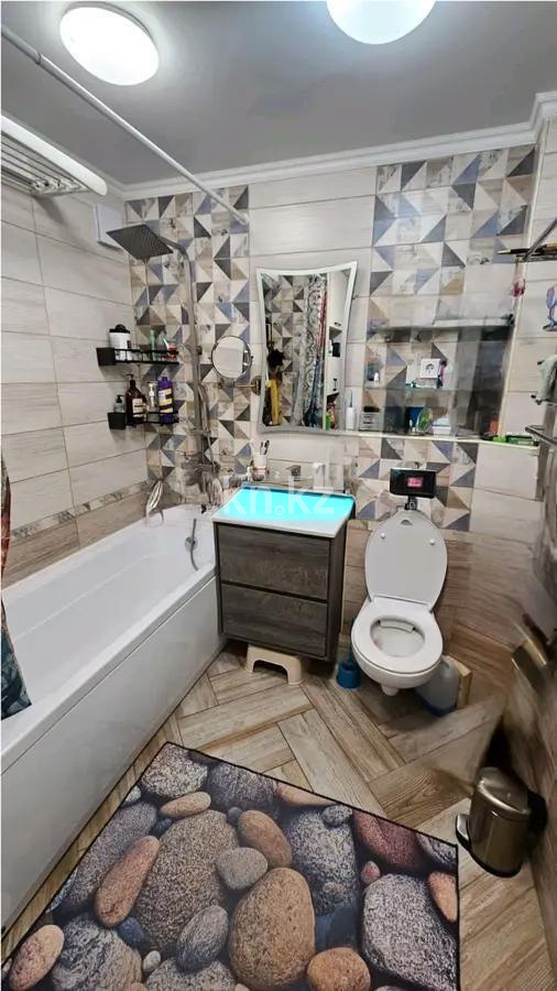 Продажа 3-комнатной квартиры, 62 м², ул. Богенбай батыра, дом  295 в Алматы - фото 4