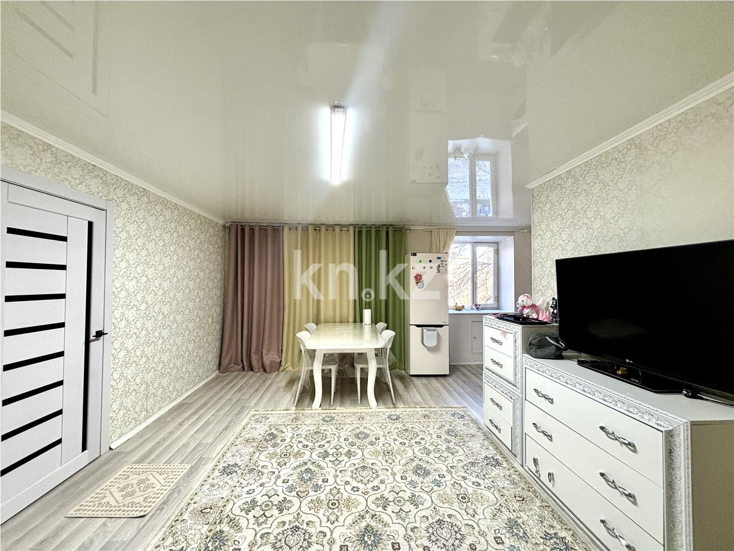 Продажа 2-комнатной квартиры, 43 м² - Продажа двухкомнатных квартир в Караганде фото 1 из 12