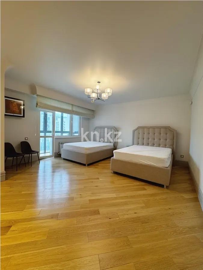 Продажа 3-комнатной квартиры, 160 м², ул. Маркова, дом  61/1 - Продажа  трехкомнатных квартир в Алматы фото 2 из 8