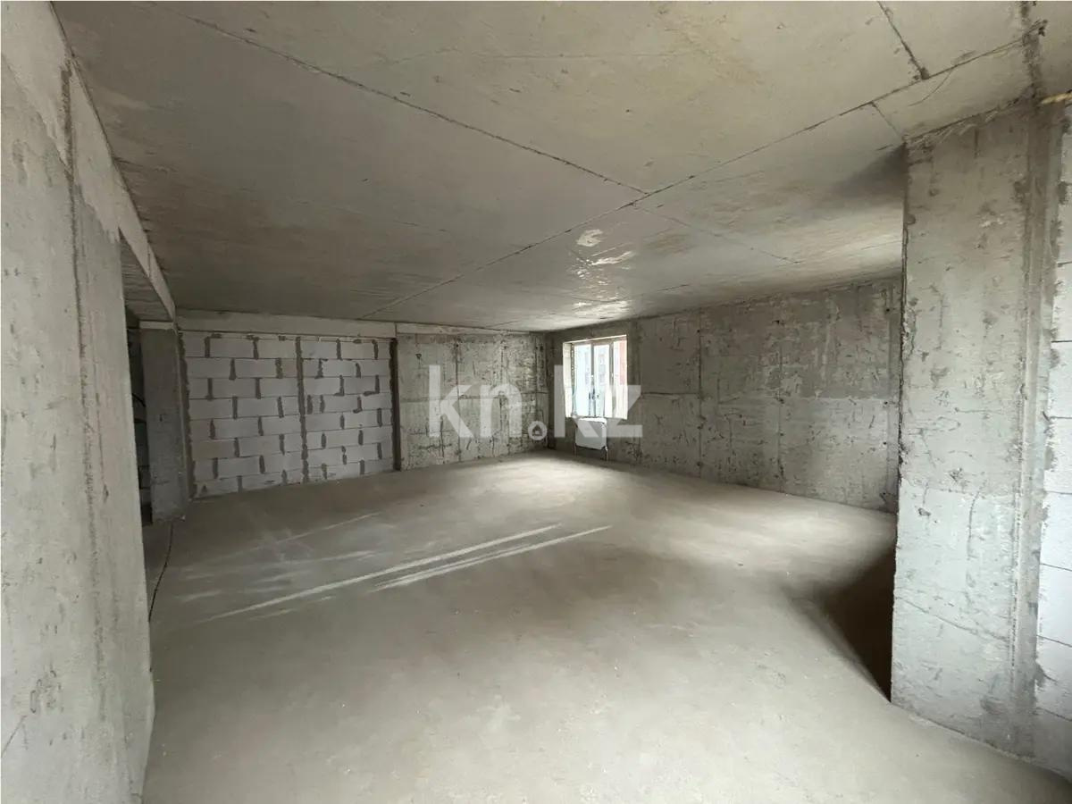 Продажа 3-комнатной квартиры, 78 м², ул. Омарова, дом  1 - Продажа  трехкомнатных квартир в Алматы без посредников фото 1 из 3