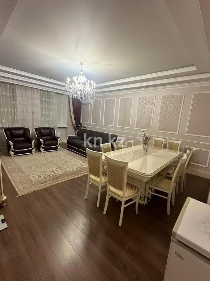 Продажа 3-комнатной квартиры, 114 м², ул. Аманжолова, дом  96/1 - Продажа  трехкомнатных квартир в Караганде без посредников фото 1 из 6