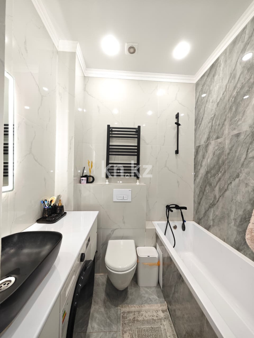 Продажа 3-комнатной квартиры, 82 м², ул. Муканова, дом  43/21 - Продажа квартир в Караганде фото 12 из 17