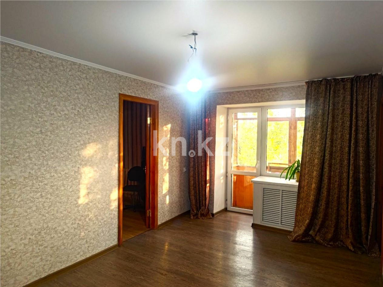 Продажа 2-комнатной квартиры, 42 м², ул. Зелинского, дом  24/3 - Продажа квартир в Караганде с фото фото 1 из 11
