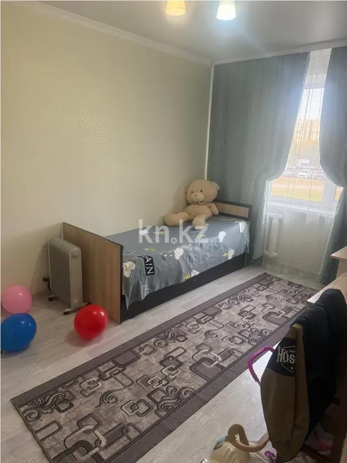 Продажа 4-комнатной квартиры, 75 м², мкр-н Голубые Пруды, дом  13 - Продажа  четырехкомнатных квартир в Караганде фото 3 из 9