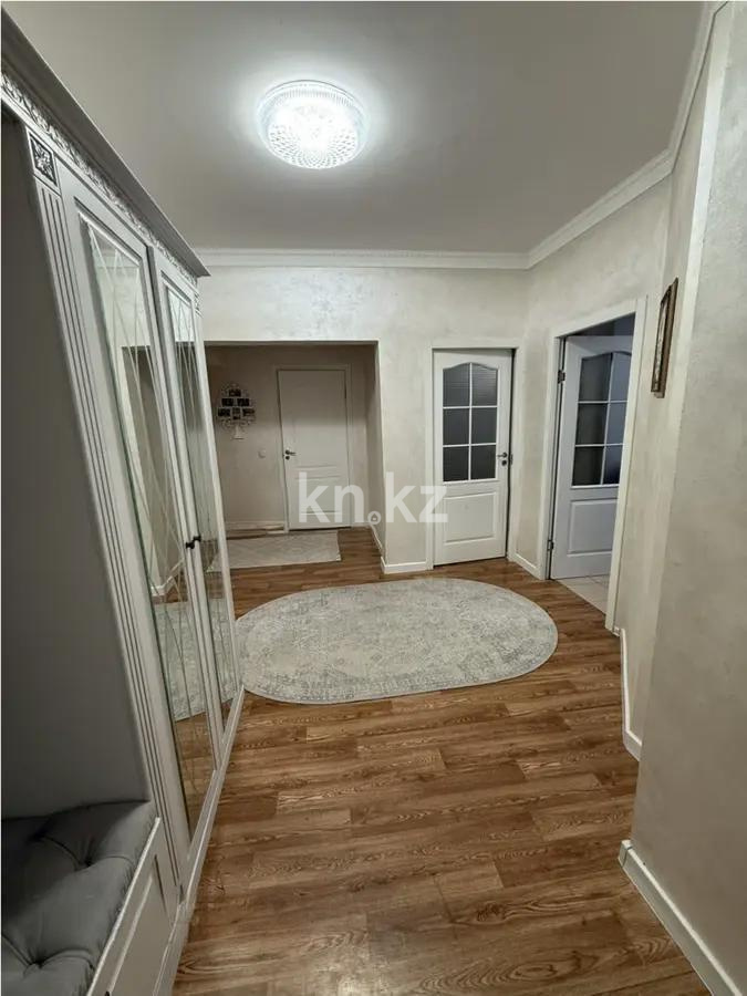 Продажа 2-комнатной квартиры, 77 м², мкр-н Аксай-4, дом  121 в Алматы - фото 6